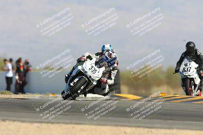 media/Oct-20-2024-CVMA (Sun) [[d4a3dff211]]/Race 9-Formulw LW Twins SHOOTOUT/
